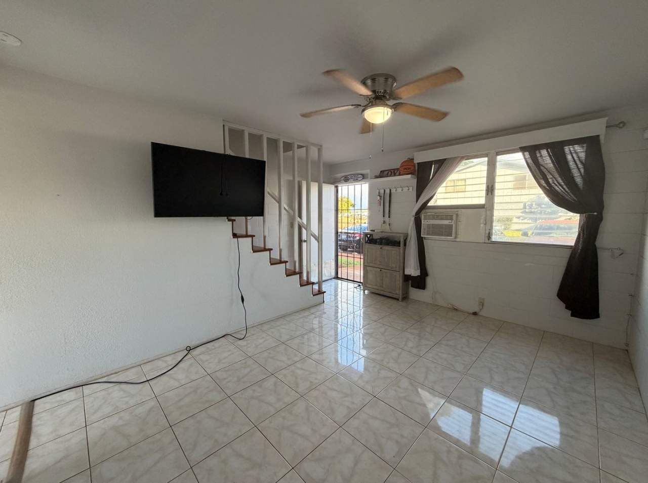 Bright Two Bedroom in Ewa Beach