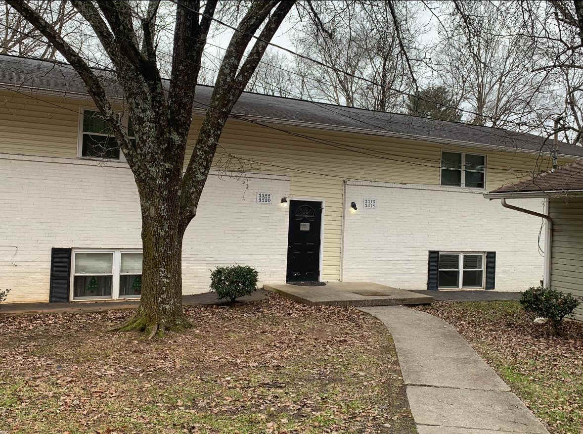 3318 Valley View Dr.