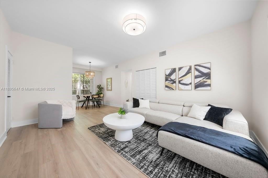 1471 Lincoln Terrace