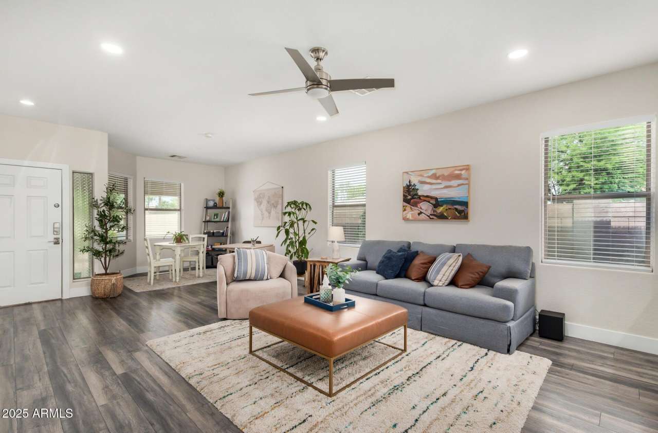 22203 S 214TH Street