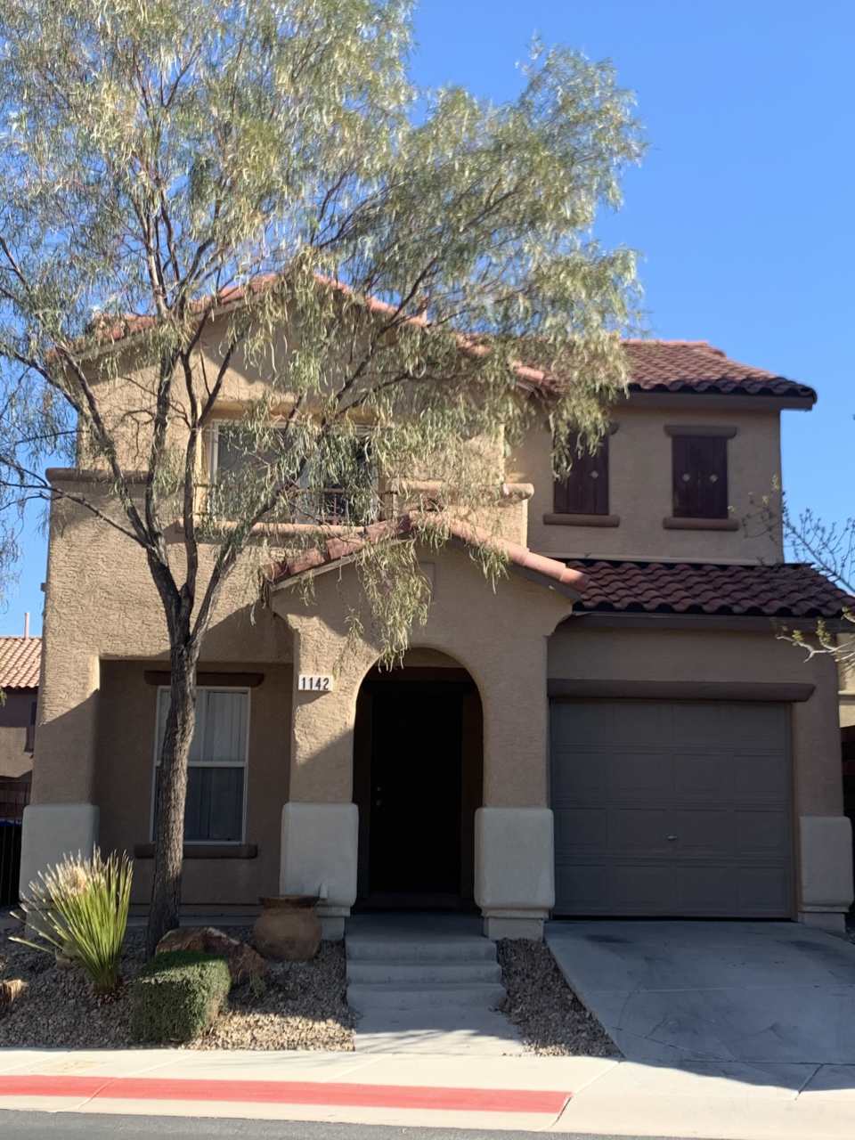 1142 Paradise Garden Ave.