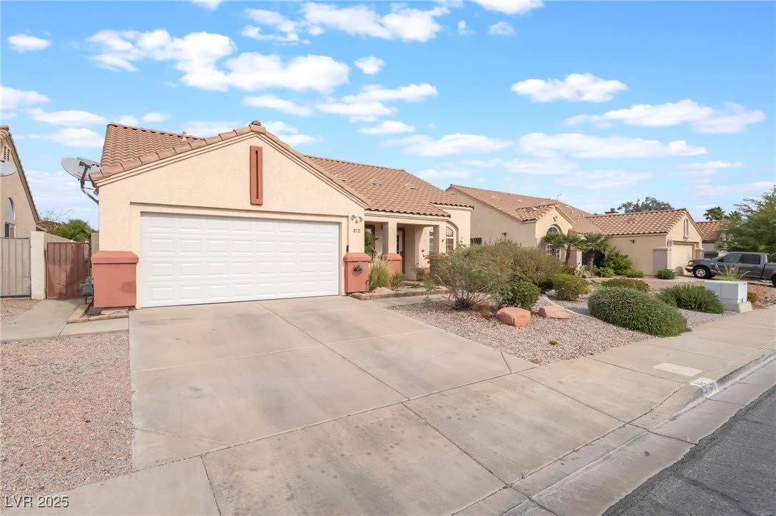 812 SECO VERDE Drive