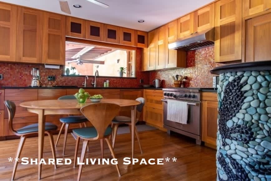 22096 Burbank Boulevard