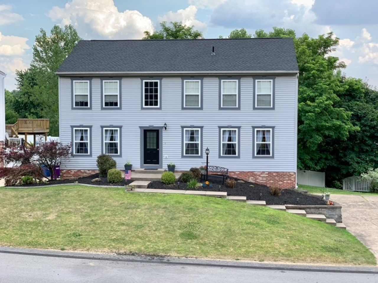 Make this family friendly home the place to call home while at the US OPEN