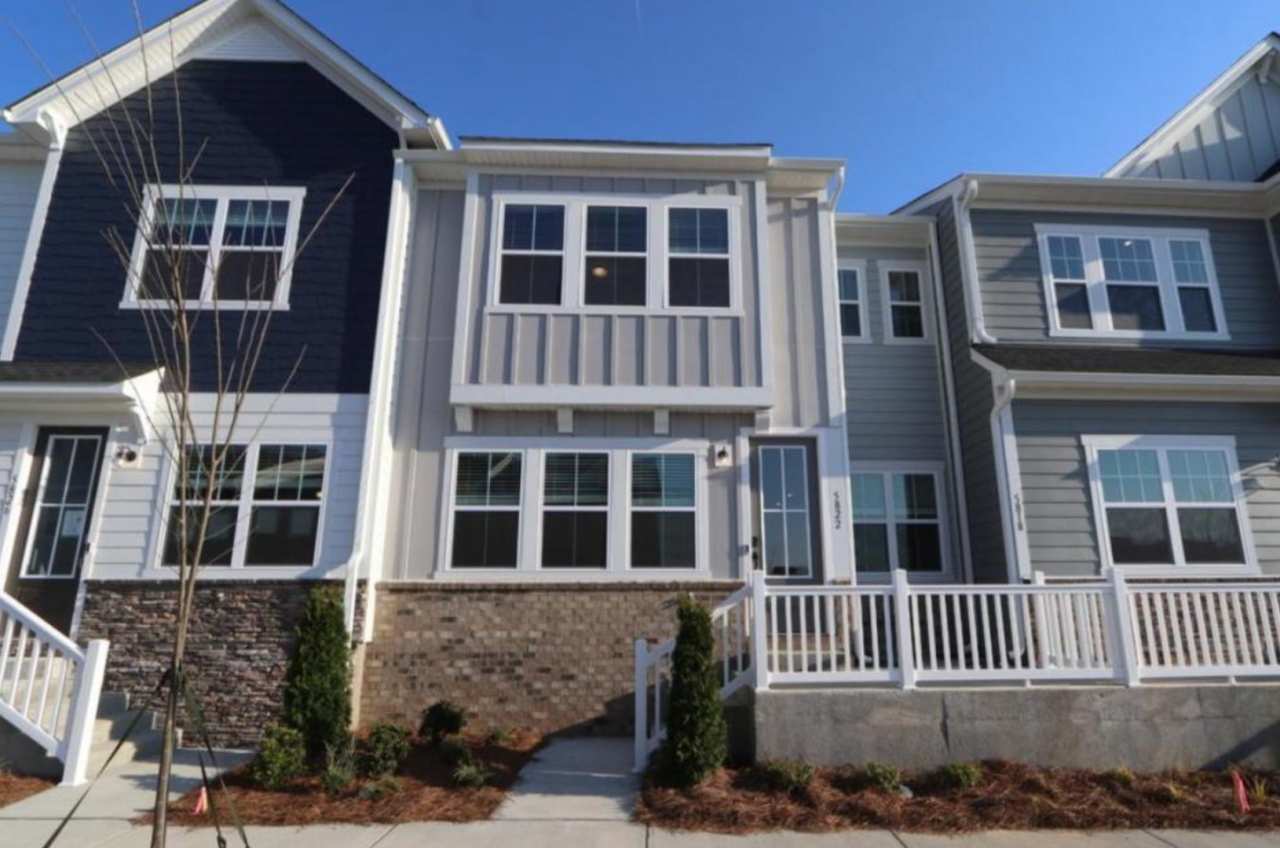 Room in 3 Bedroom Home at Strathmore Ct