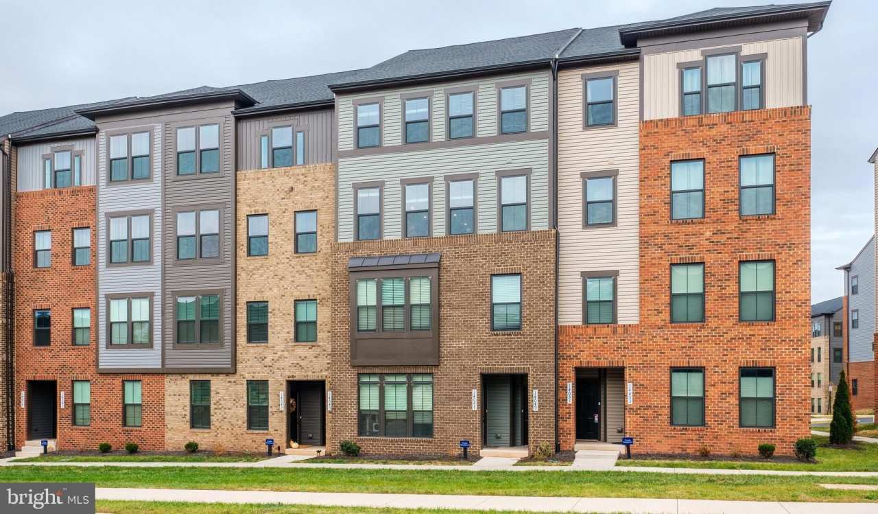 14049 SUNRISE VALLEY Drive unit: 7P