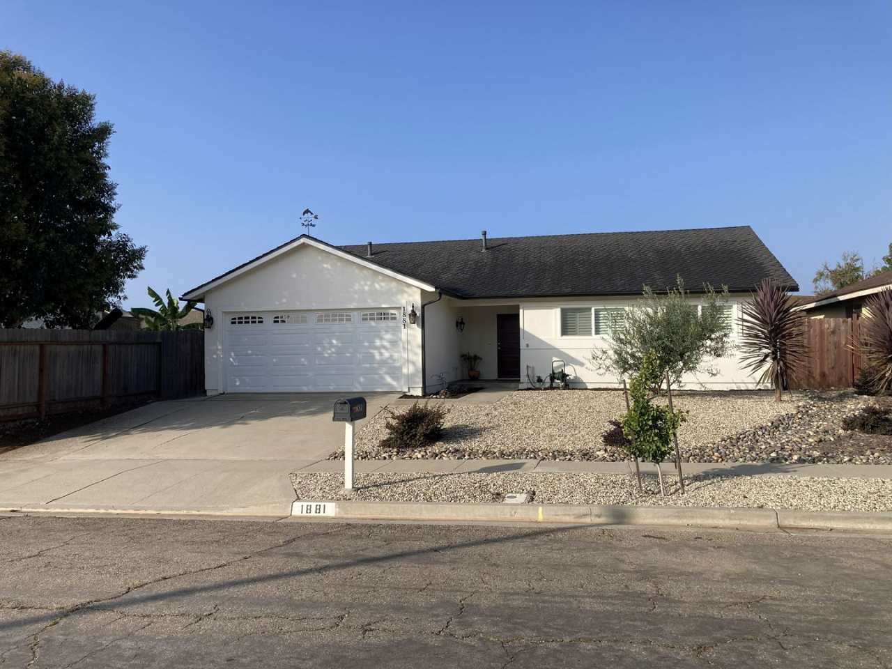 Nicely Updated Home in Sunny East Ventura!