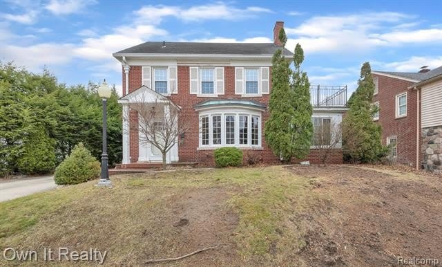 24640 FAIRMOUNT Drive