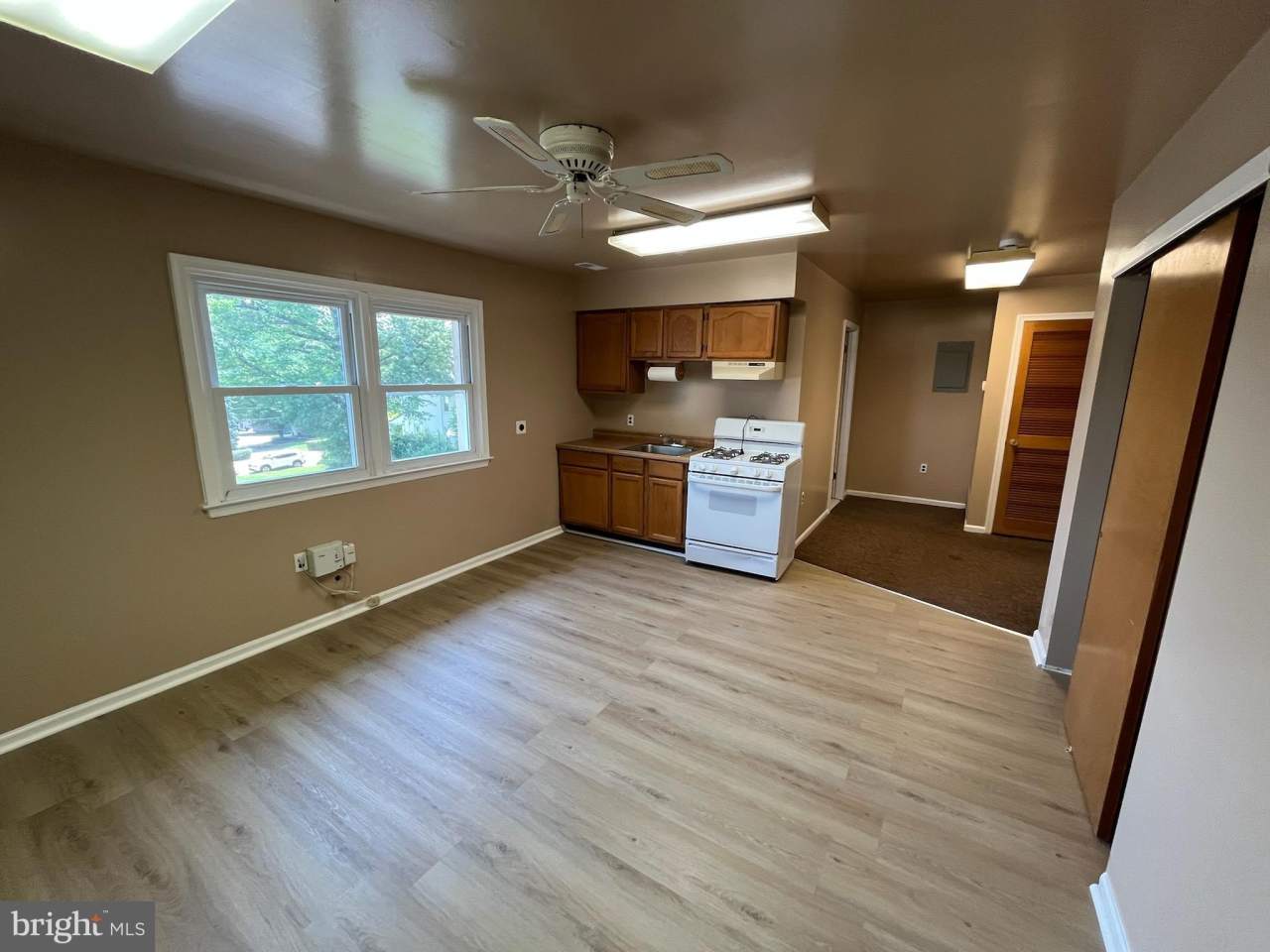 1000 E WILLOW GROVE Avenue