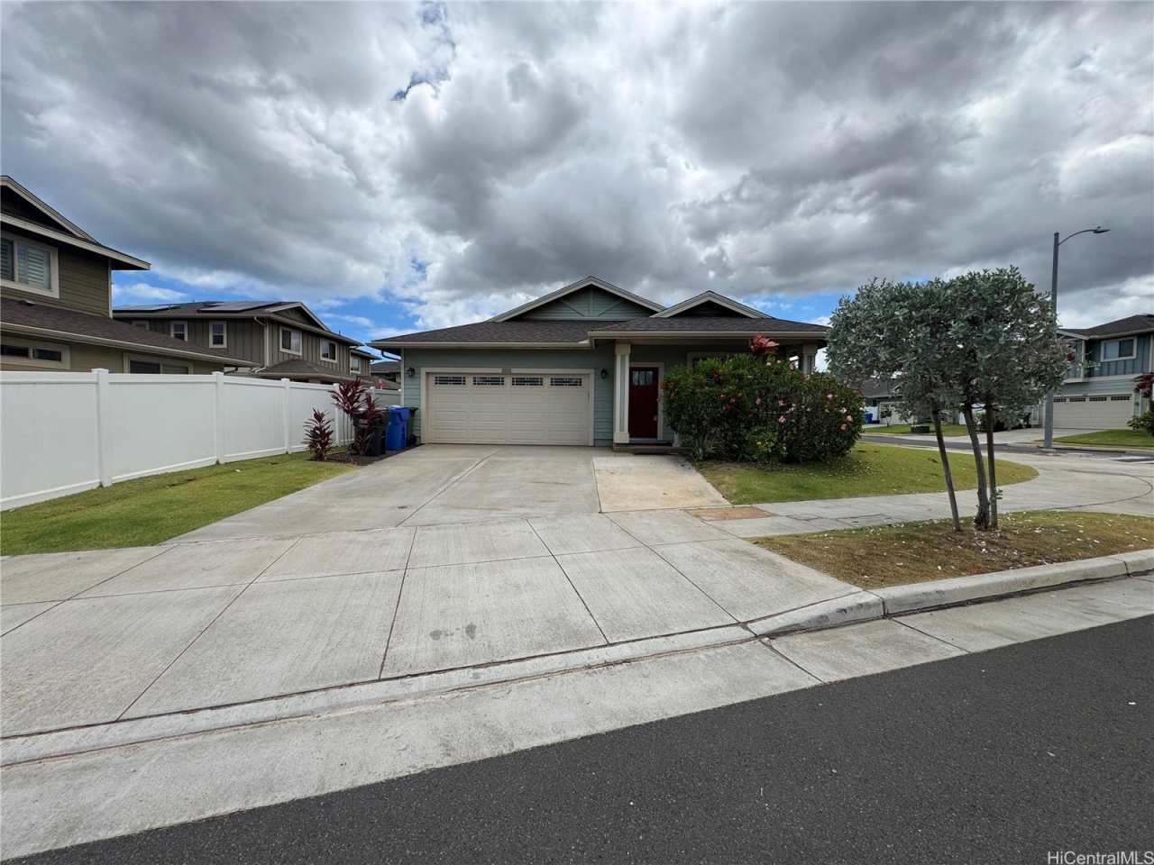 91-1032 Iliahialoe Loop