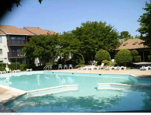 Hampton Club Gated Community