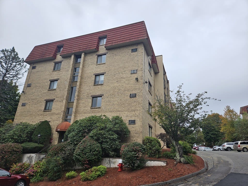 157 Franklin St unit: D1