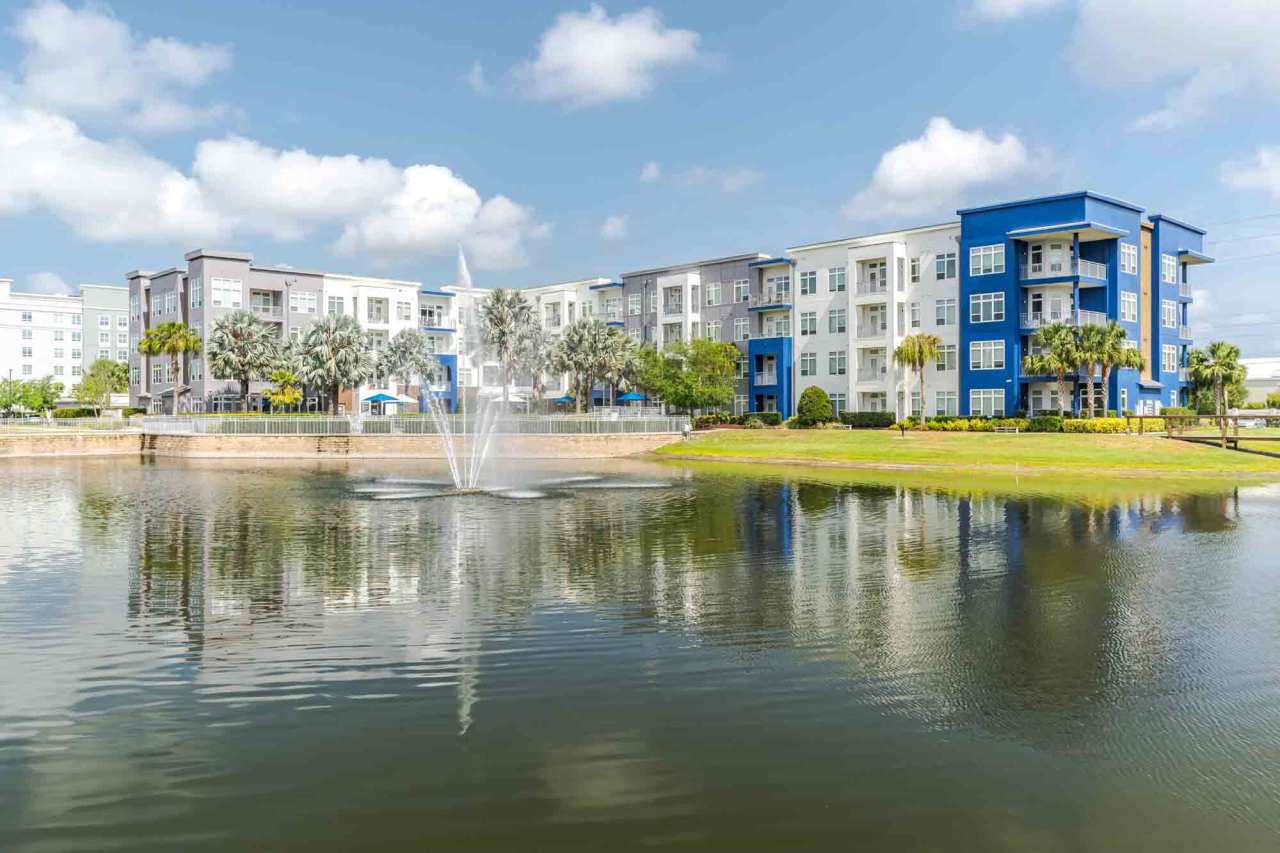 Solstice Signature Apartment Homes