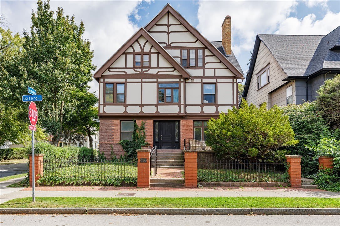 420 Oxford Street unit: 4