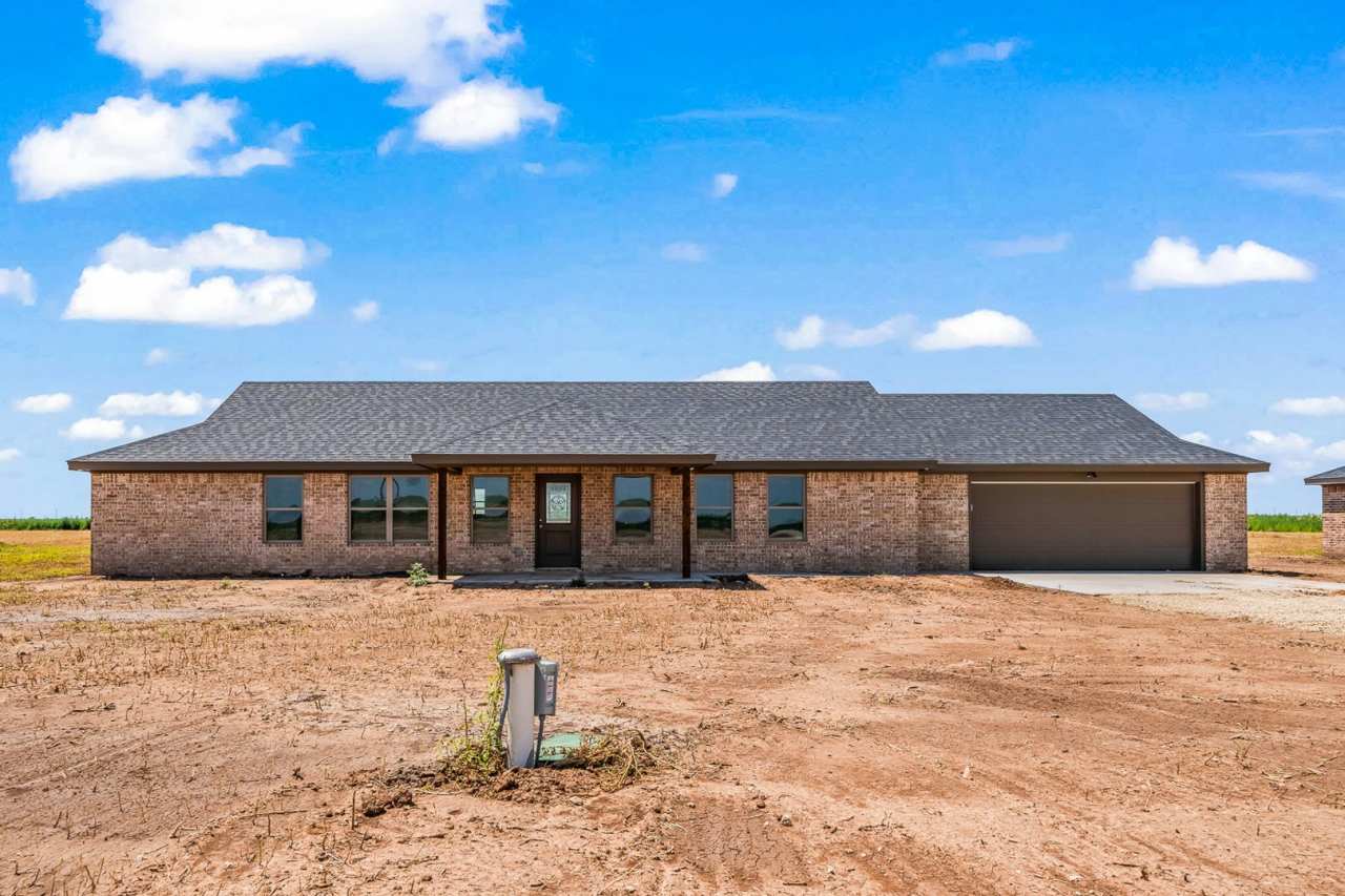 New Construction Home In Idalou ISD!