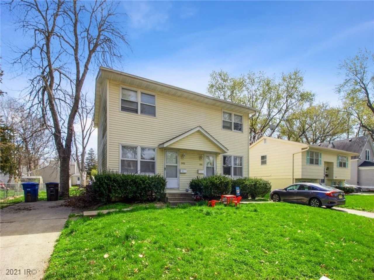 Close to Grandview College A