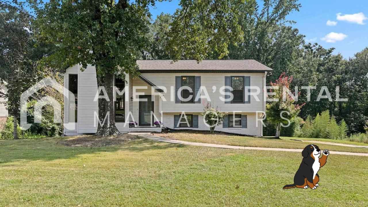 Updated 4 Bedroom Alabaster Home with Pool! Coming Soon!