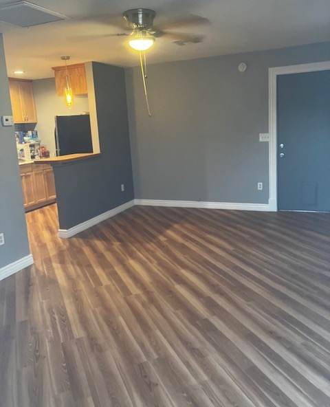 1007 East Mariposa Street