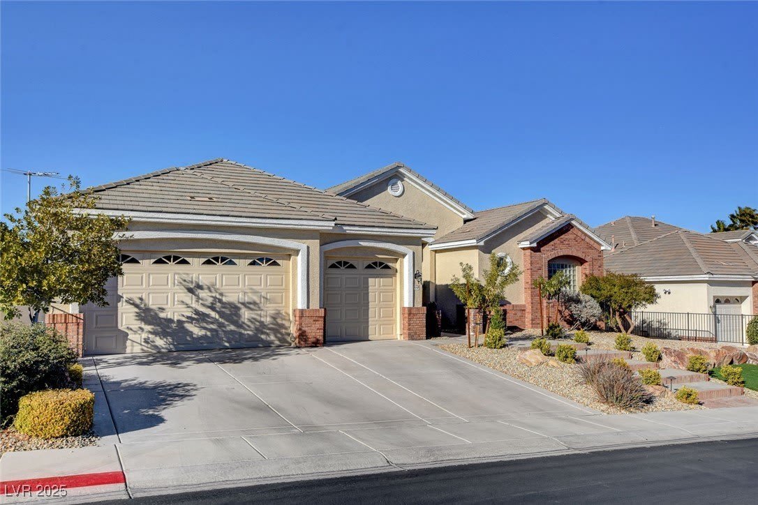 10728 Elm Ridge Avenue