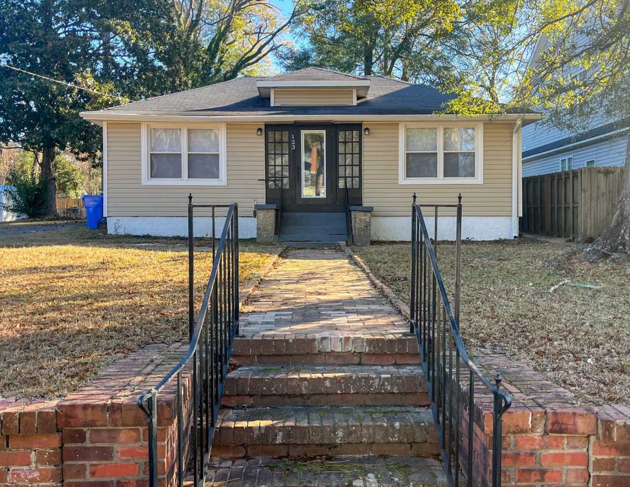 Beautifully Updated 3 Bed 2 Bath Haymount Home