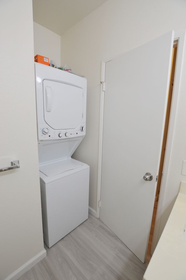 Ewa Beach - Palm Court, 2 bed/2 bath/2 parking Ground Floor Unit