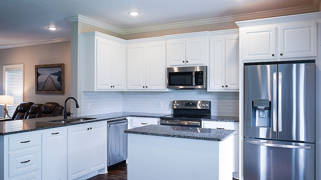 25 S Barnes Field Dr