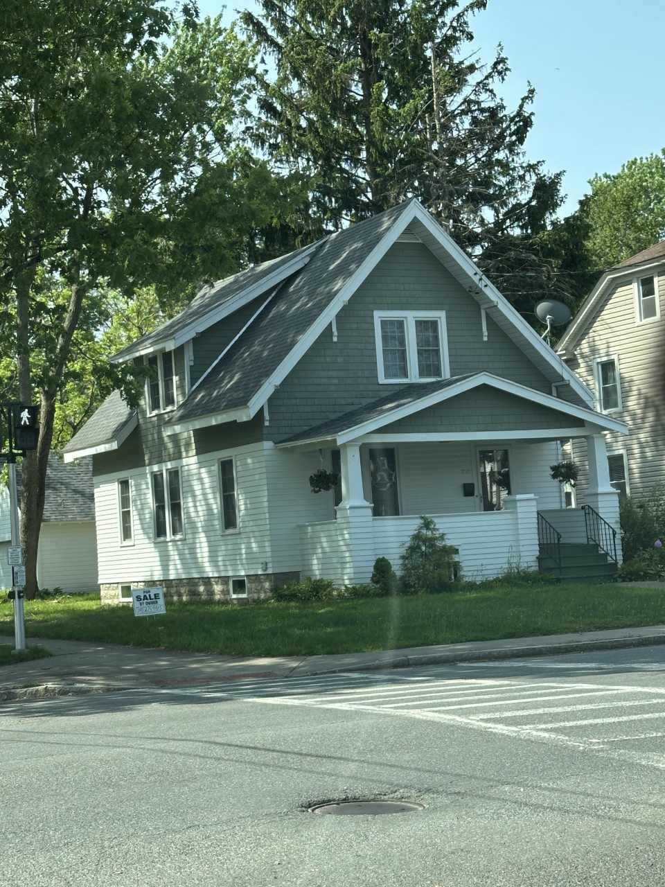 718 Floyd Ave