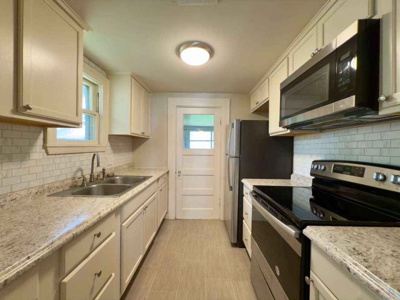 2 Bedroom 1 Bathroom Bungalow