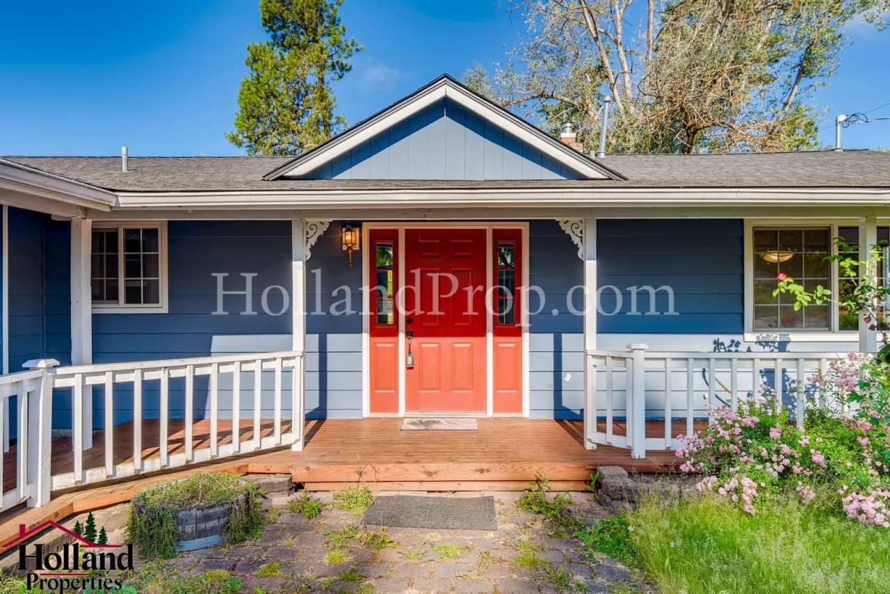 Spacious 4BR Home on Nearly Half-Acre Lot - Walk Distance to Intel