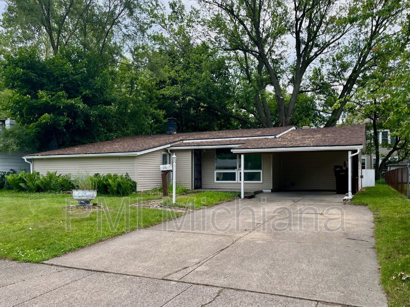 3110 Voll Lane