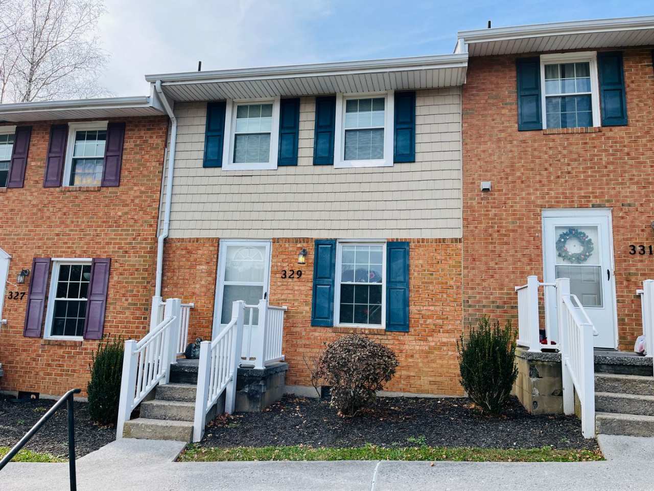 2 Bedroom, 1.5 Bath Townhouse