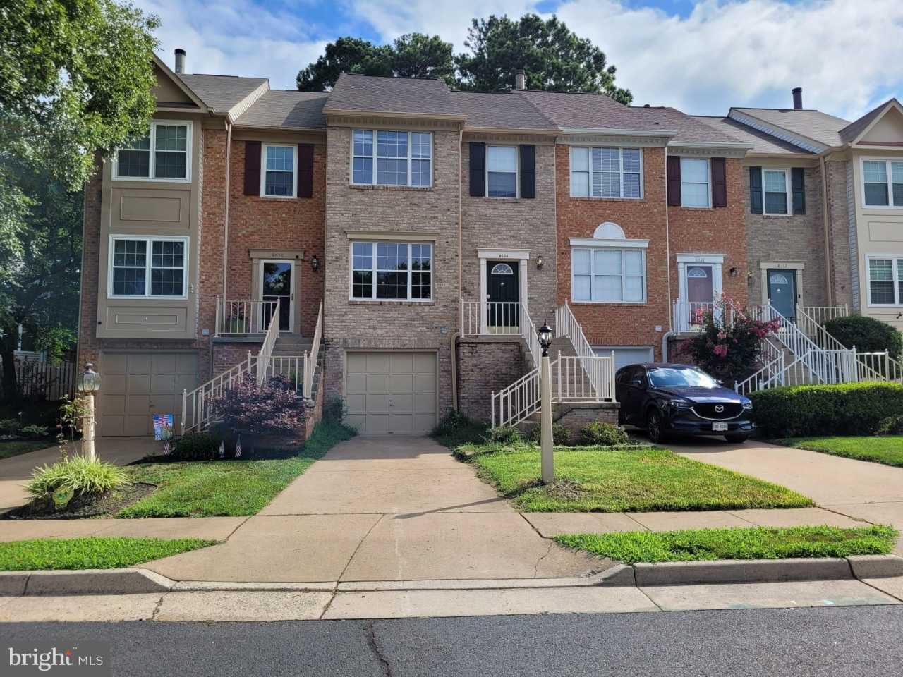 8636 SANDERLING Drive