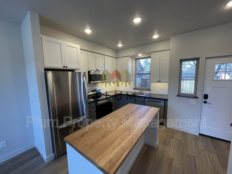 1125 South Catlin Street