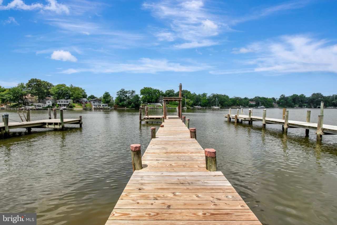 212 GREENLAND BEACH Road