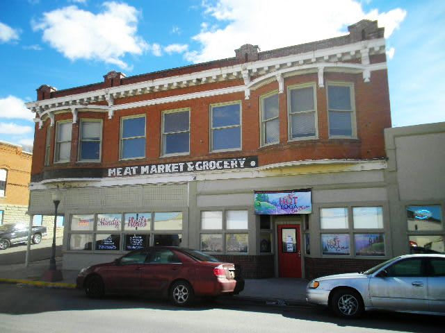 502 Main St.