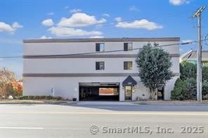 289 Main Avenue