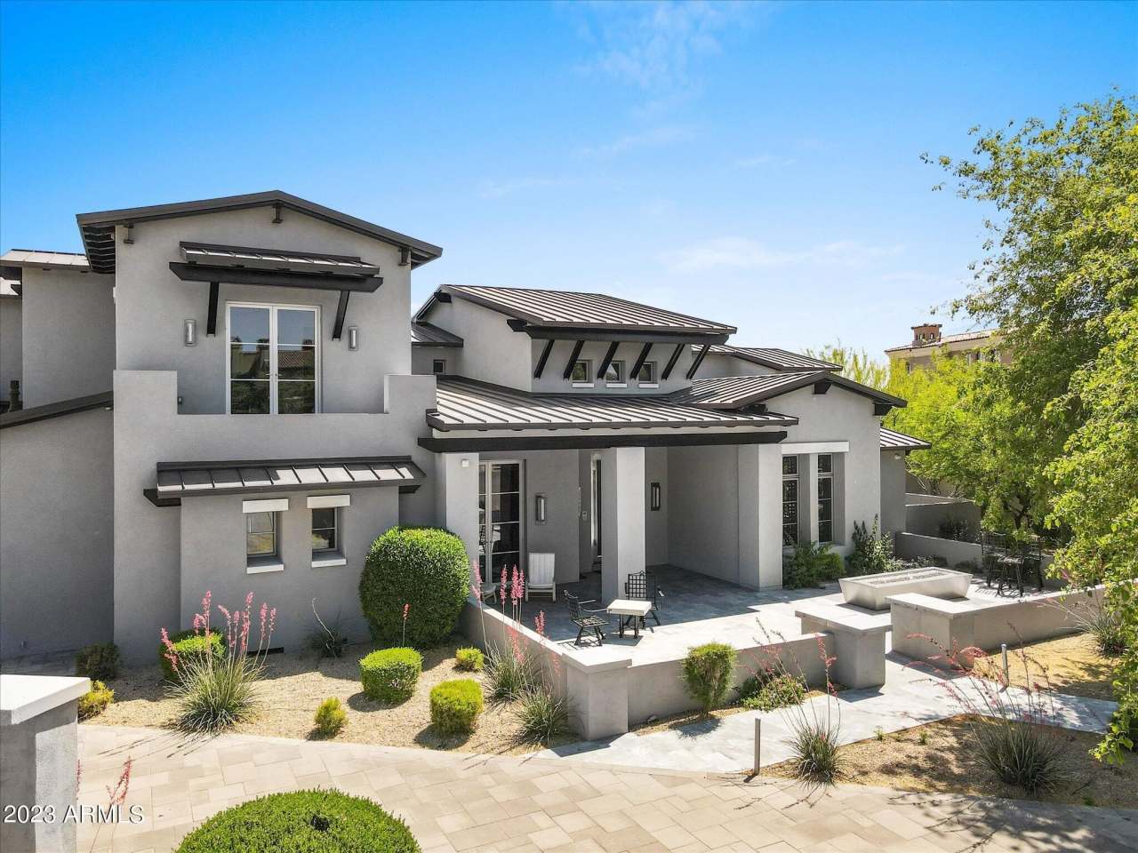 9979 E TOMS THUMB --