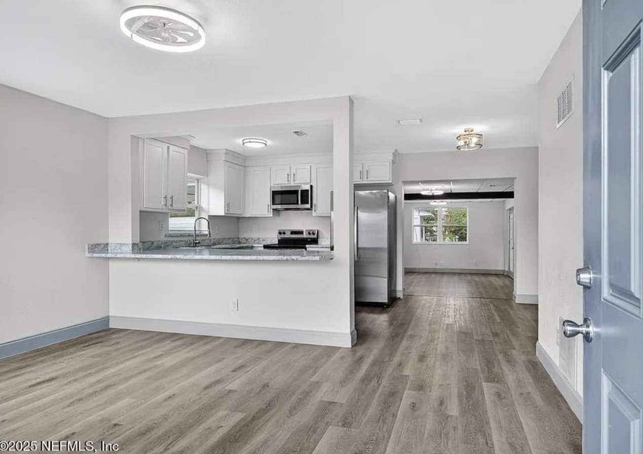 1850 Harvester Street