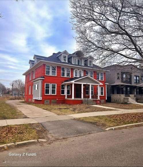 68 E Philadelphia Street