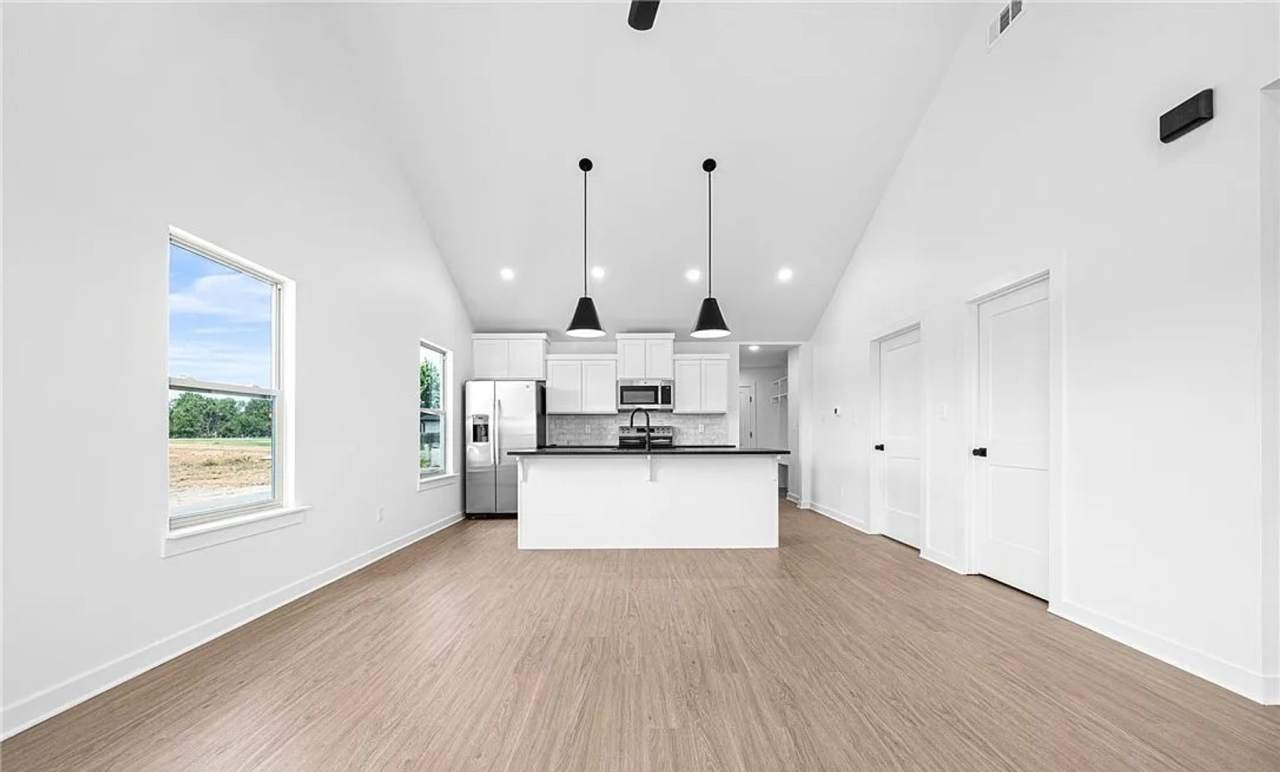 New 2 bedroom 2 bath house