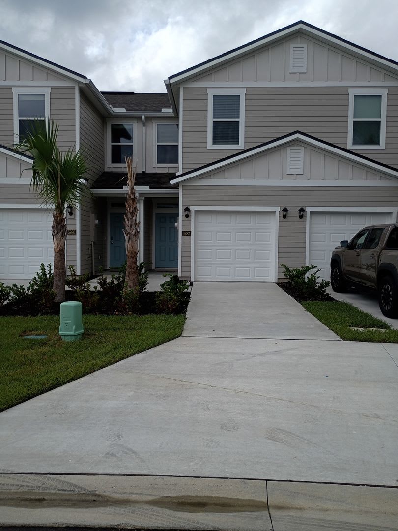 Newly Built 3BR/3BA Home in West Ortega Landing