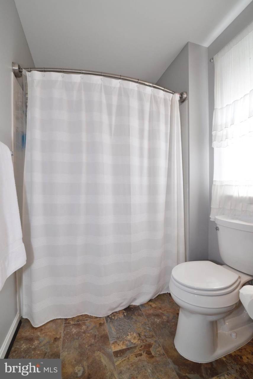 20456 COOL FERN Square