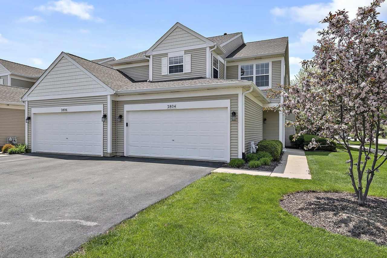 2804 White Thorn Circle