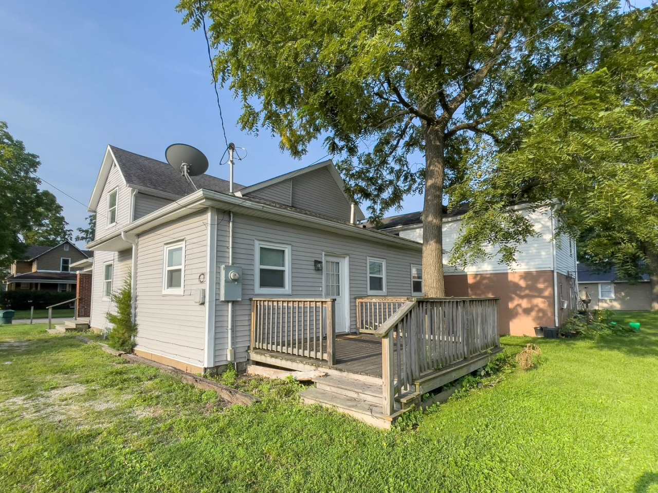 PRELEASING for AUGUST! Close to Campus