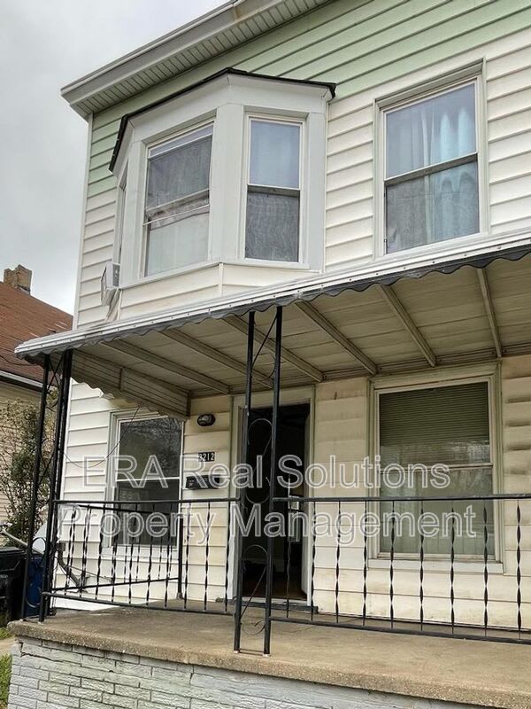 3210 Chestnutdale Down Left