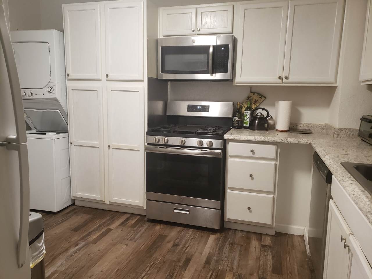 225 South Bailey Street