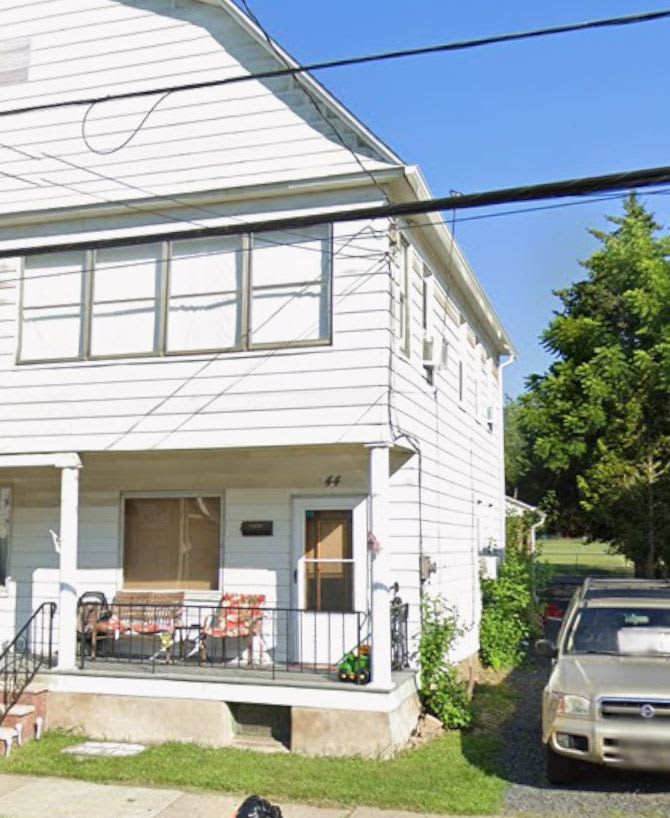 42-44 Zerby Avenue - 44