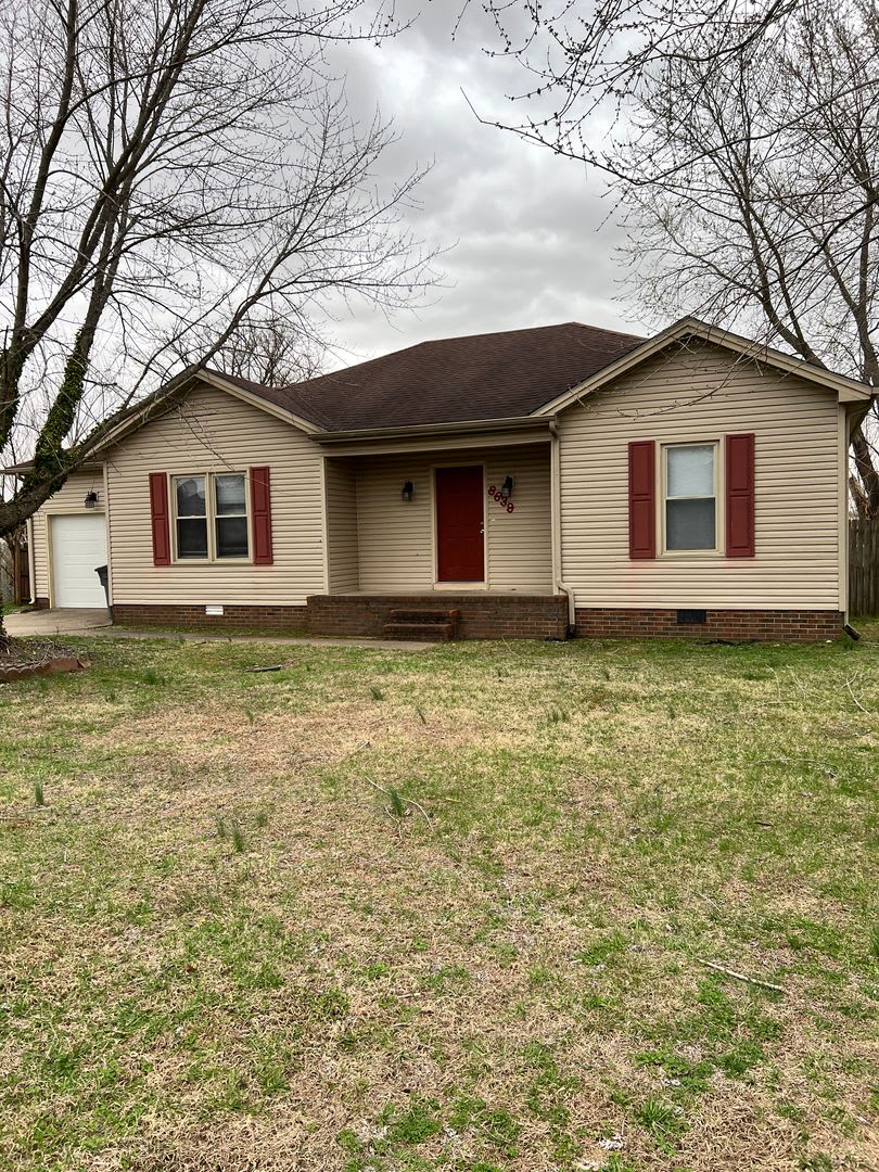 3 Bedroom Home close to I24