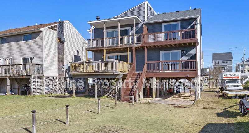 735 Ocean View Avenue W