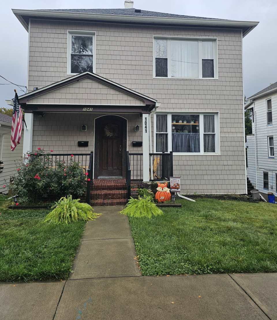 1041 North Webster Avenue